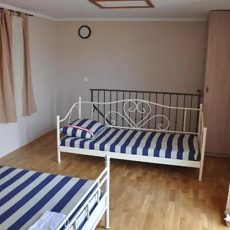 Kresimir Apartment