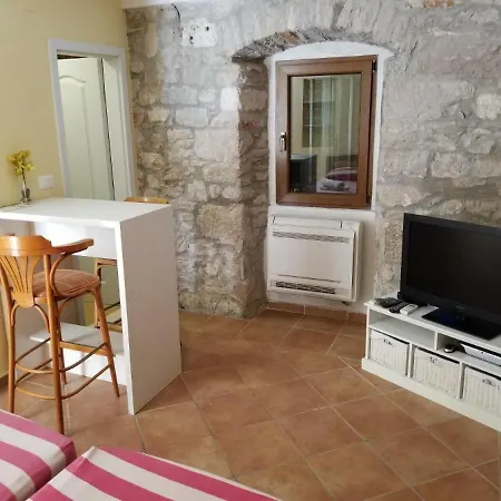 Apartment Kresimir *